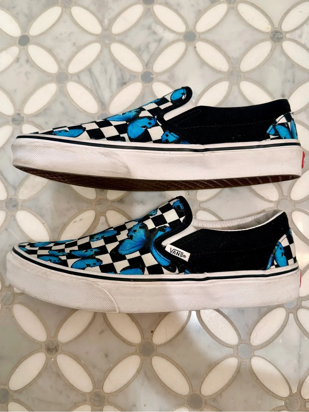 Sold Vans Classic Checkerboard Blue Butterfly Slip-On Sneakers 9 W / 7.5 M Skate - Picture 3 of 10